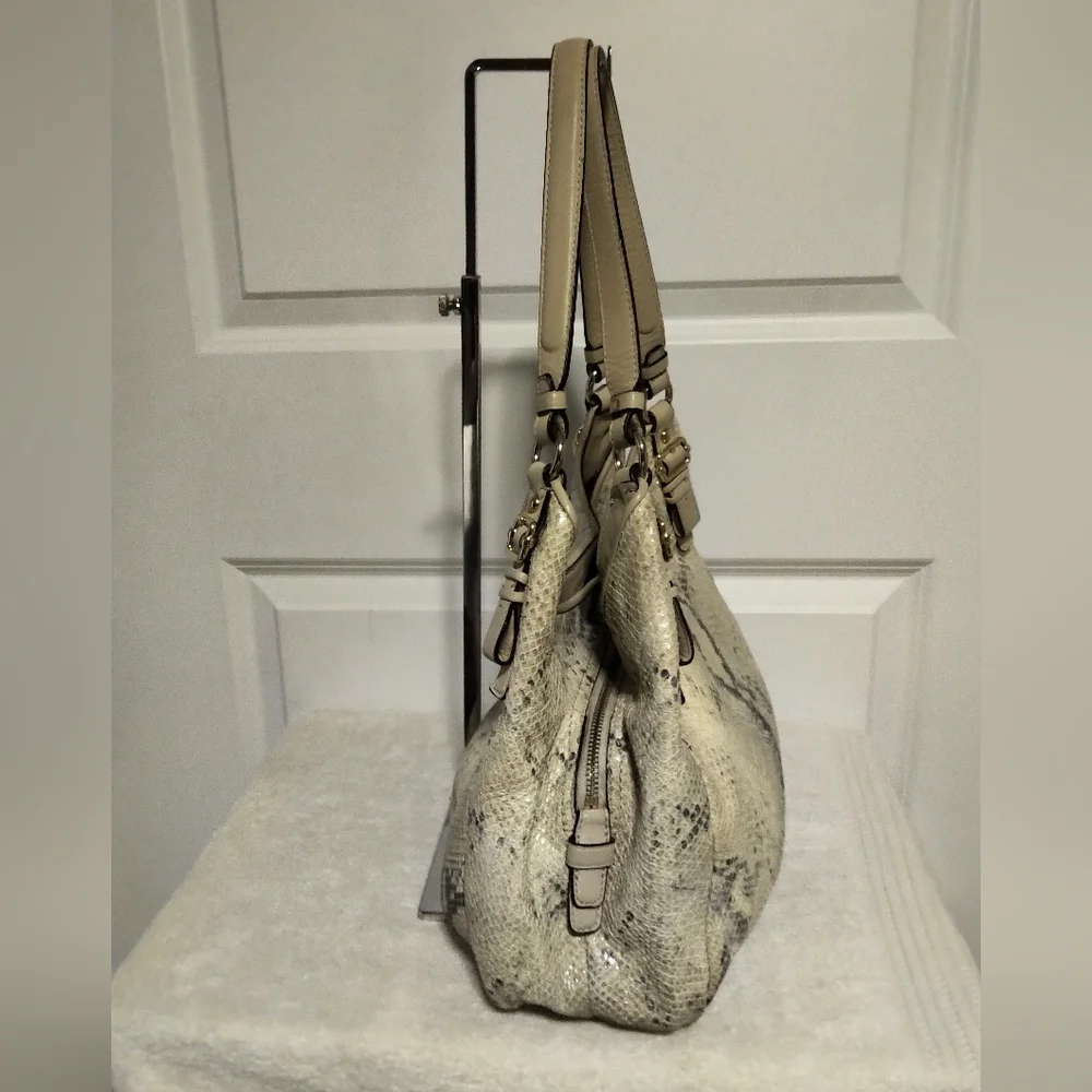 Authentic Coach Madison Maggie Python Embossed Leather Shoulder Bag 18929
